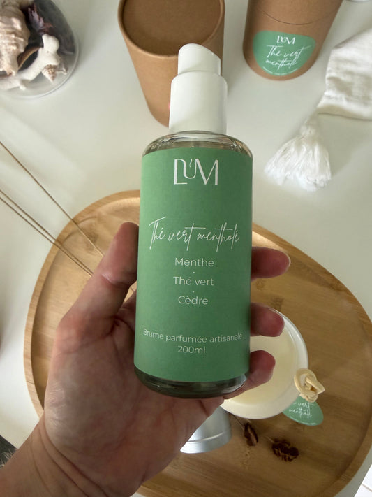 La brume parfumée — le secret d’un intérieur qui sent bon en 2 secondes