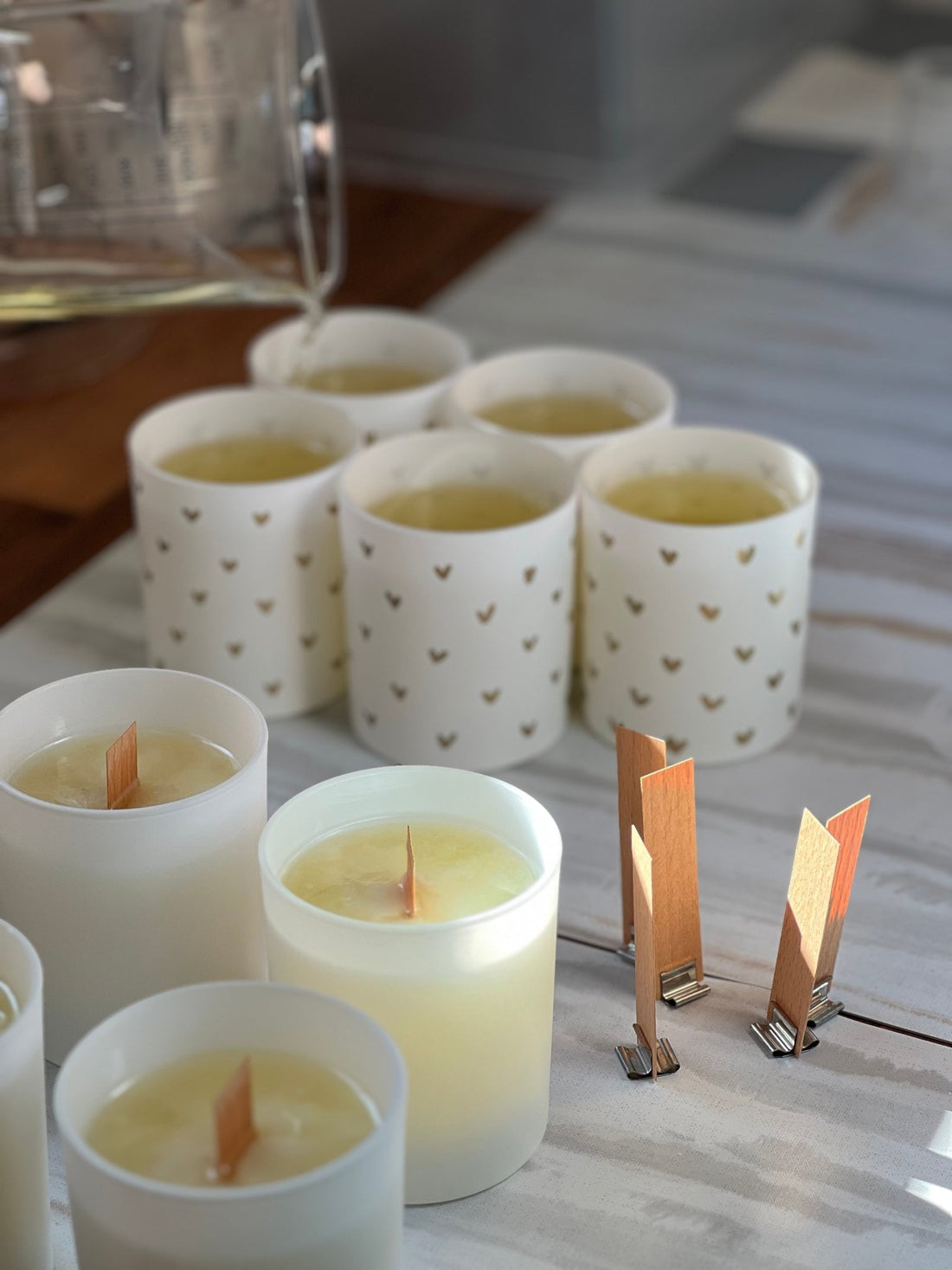 🌿 Quelques astuces pour une utilisation parfaite des bougies végétales avec mèche en bois - LUM
